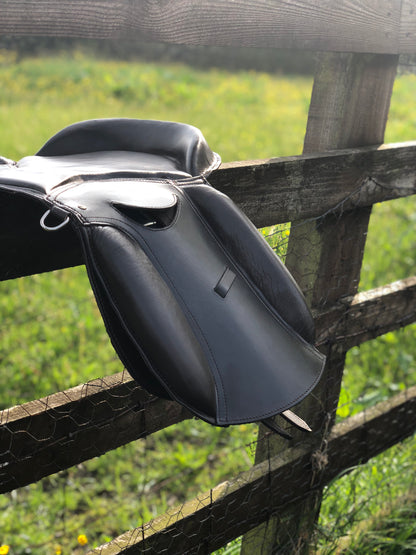 Equi Pad - Lauren -  Full Leather show saddle (bareback pad / treeless saddle) - equicraftltd